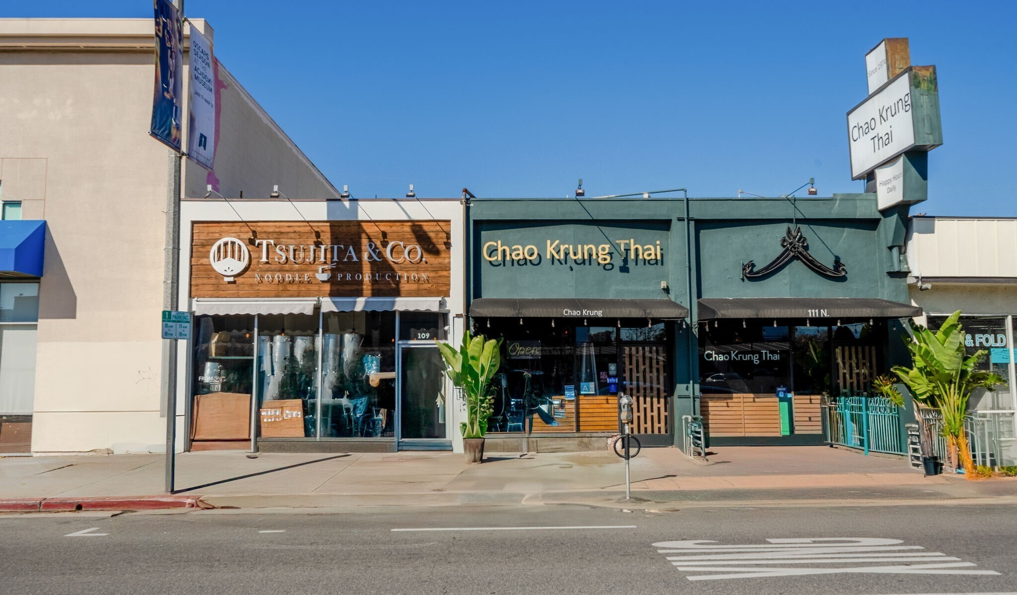 109-111 N Fairfax Ave, Los Angeles, CA à vendre Photo de l’immeuble– Image 1 sur 23