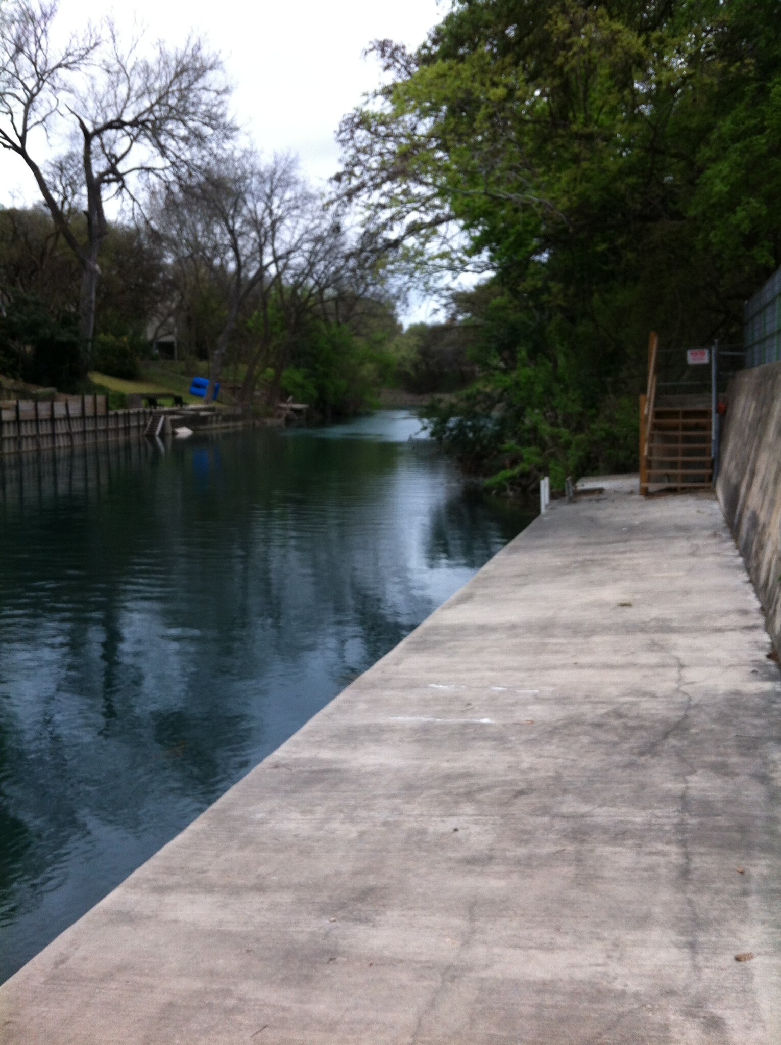 145 W Lincoln St, New Braunfels, TX à vendre Photo principale– Image 1 sur 7