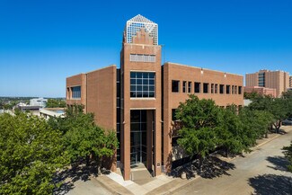 Plus de détails pour 930 W 1st St, Fort Worth, TX - Bureau à vendre