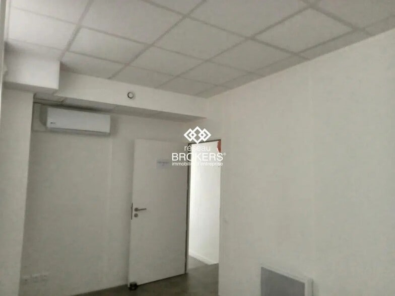 Local commercial dans Pau à louer - Photo intérieure – Image 2 sur 4