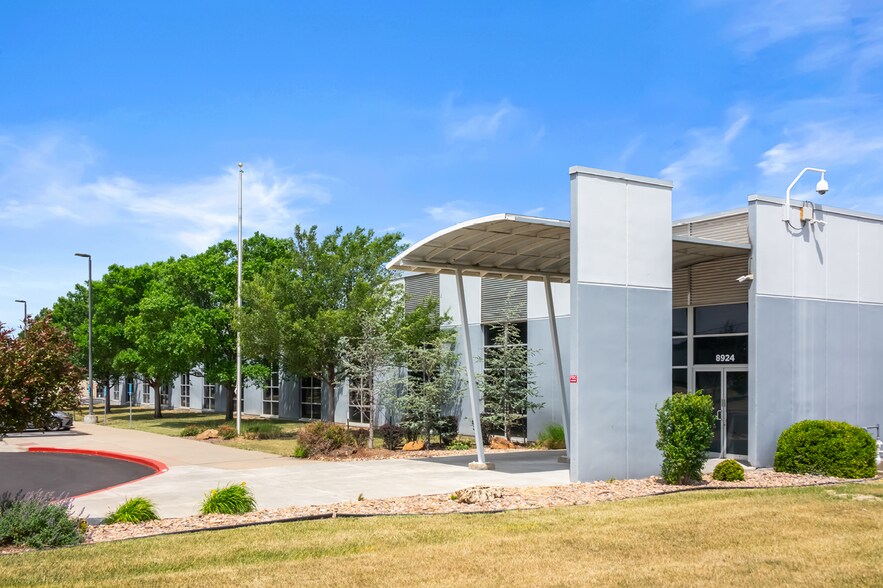 8924 E 35th St, Wichita, KS à vendre - Photo de l’immeuble – Image 3 sur 26