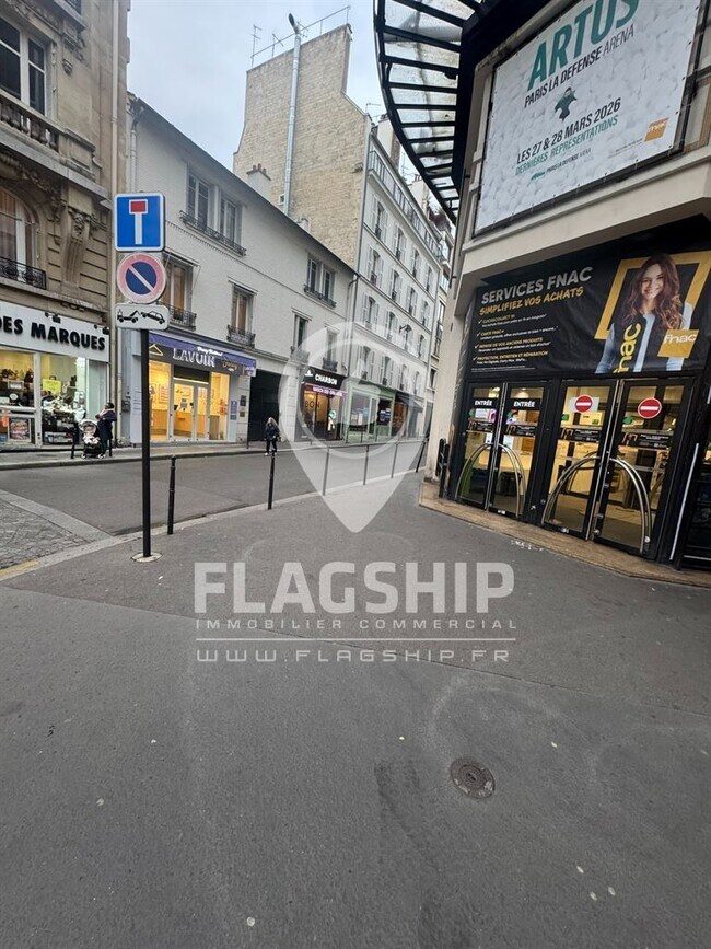 Plus de détails pour Local commercial à louer