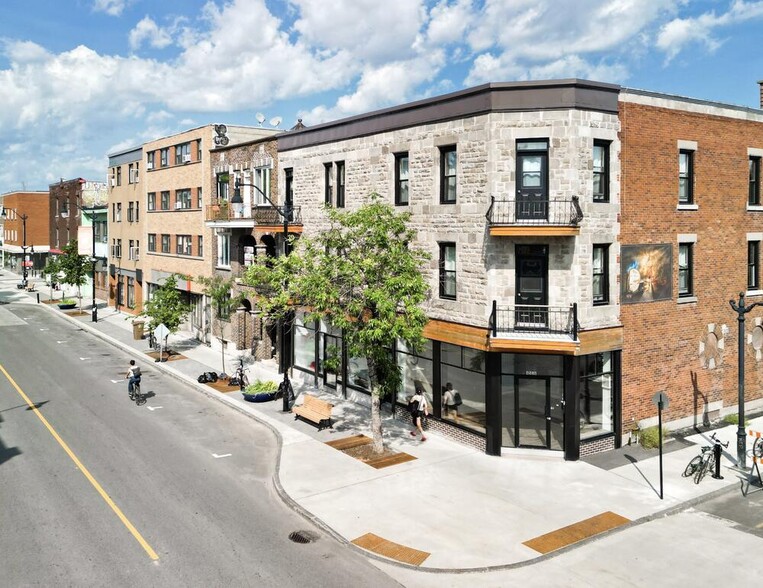 4550-4562 Rue Sainte-Catherine E, Montréal, QC à louer - Photo de l’immeuble – Image 1 sur 7