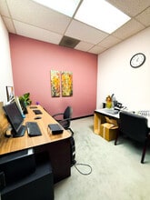 2768-2770 E Slauson Ave, Huntington Park, CA à louer Photo intérieure– Image 2 sur 3