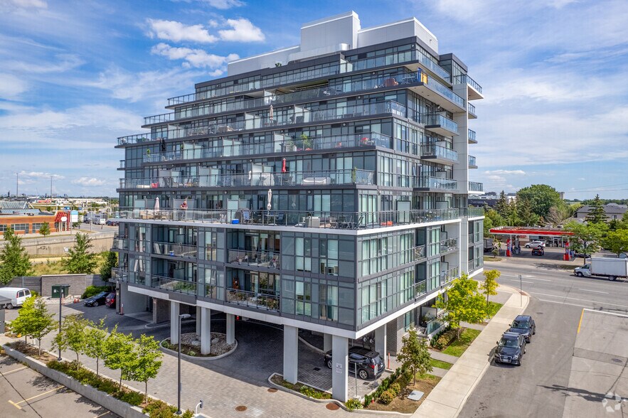 16-22 Mcadam Ave, Toronto, ON à vendre - Photo de l’immeuble – Image 2 sur 6