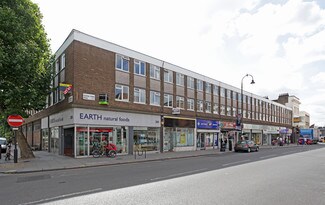 Plus de détails pour 182-200 Kentish Town Rd, Londres - Local commercial à louer
