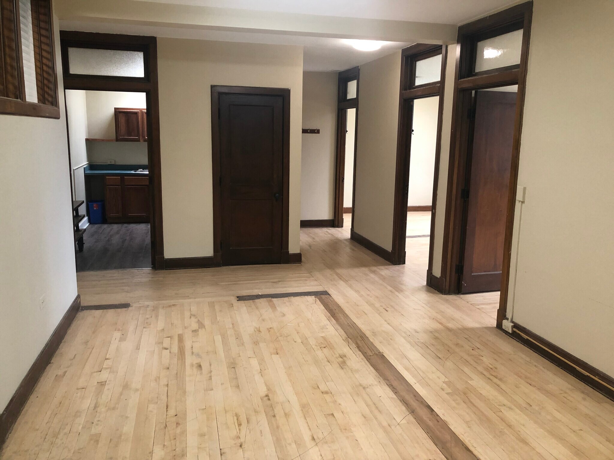 47-63 W Huron St, Pontiac, MI à louer Photo intérieure– Image 1 sur 7