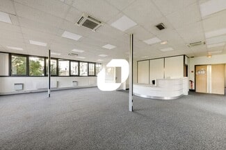 Plus de détails pour 221 Avenue Du Président Wilson, Saint-Denis - Bureau à louer