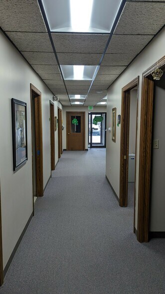 521 E 86th Ave, Merrillville, IN à vendre - Photo intérieure – Image 2 sur 5