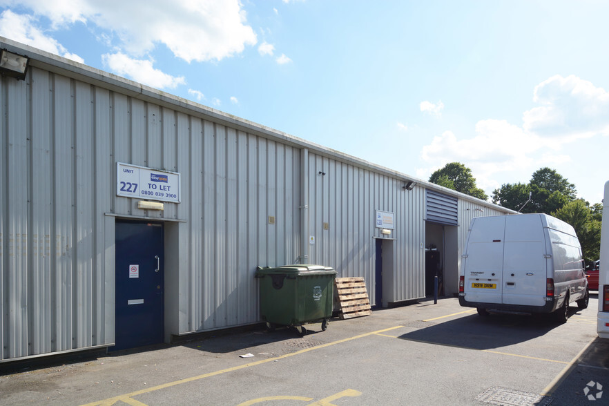 Boughton Industrial Estate, Boughton à vendre - Photo de l’immeuble – Image 2 sur 6