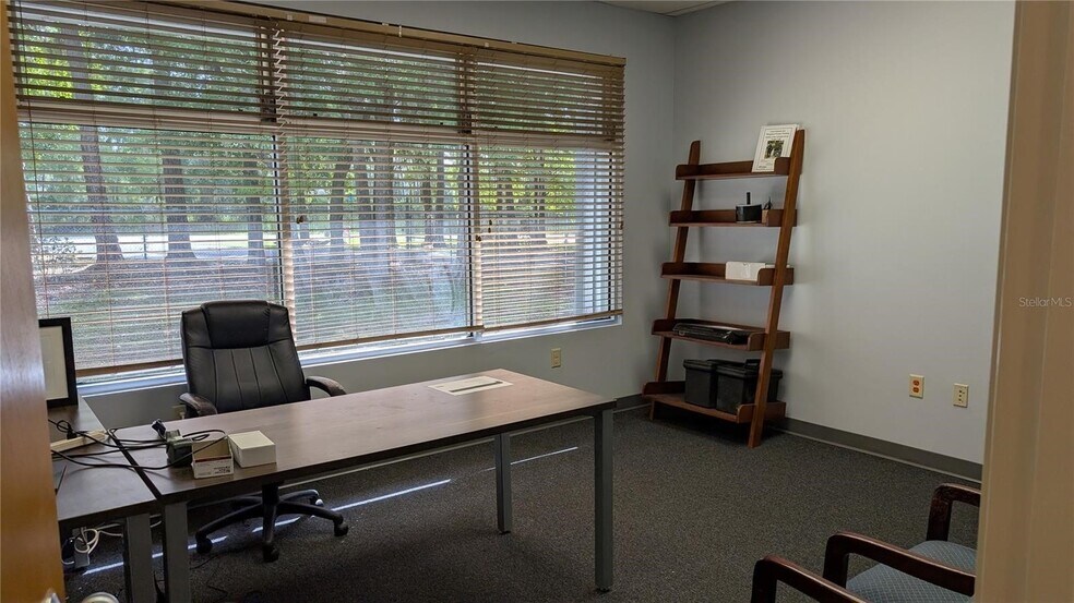 4454 SW 41st Blvd, Gainesville, FL à vendre - Photo intérieure – Image 3 sur 3