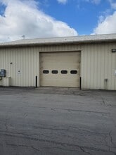 6327 Molloy Rd, East Syracuse, NY à louer Photo intérieure– Image 2 sur 9
