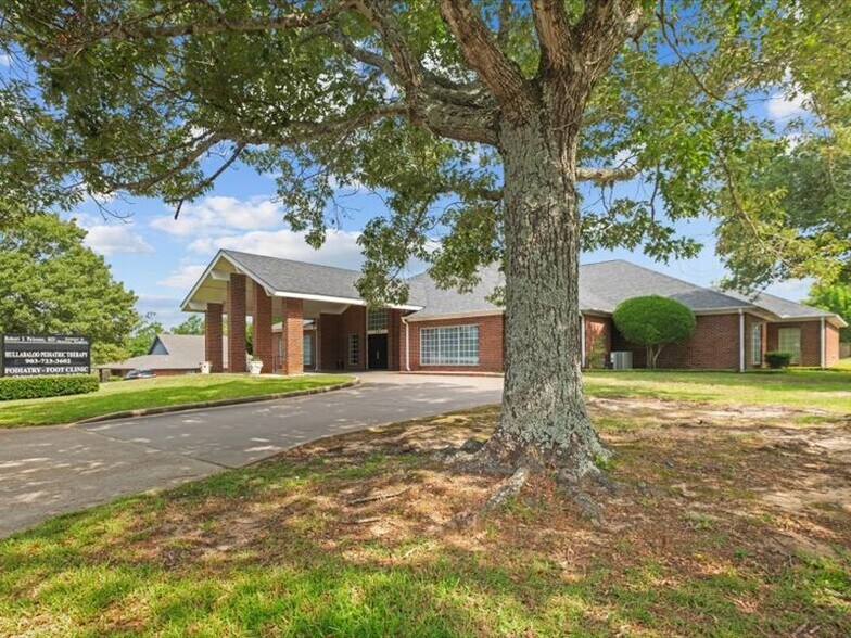 123 Medical Dr, Palestine, TX à vendre - Photo de l’immeuble – Image 2 sur 30