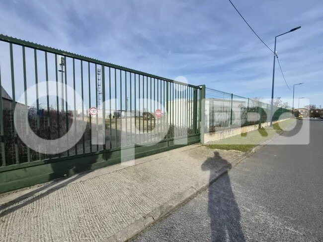 Plus de détails pour Terrain à vendre