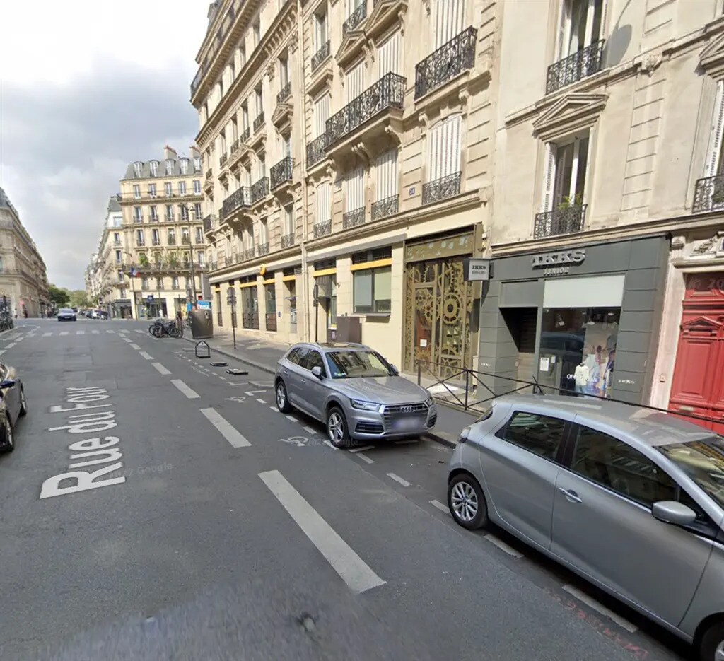 Local commercial dans Paris à louer Photo de l’immeuble– Image 1 sur 6