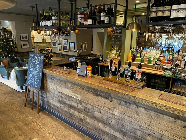 The Green, Solihull à vendre - Photo de l’immeuble – Image 3 sur 14