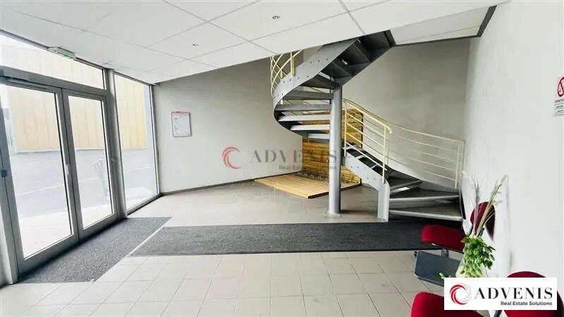 Bureau dans Bordeaux à louer - Photo de l’immeuble – Image 2 sur 12