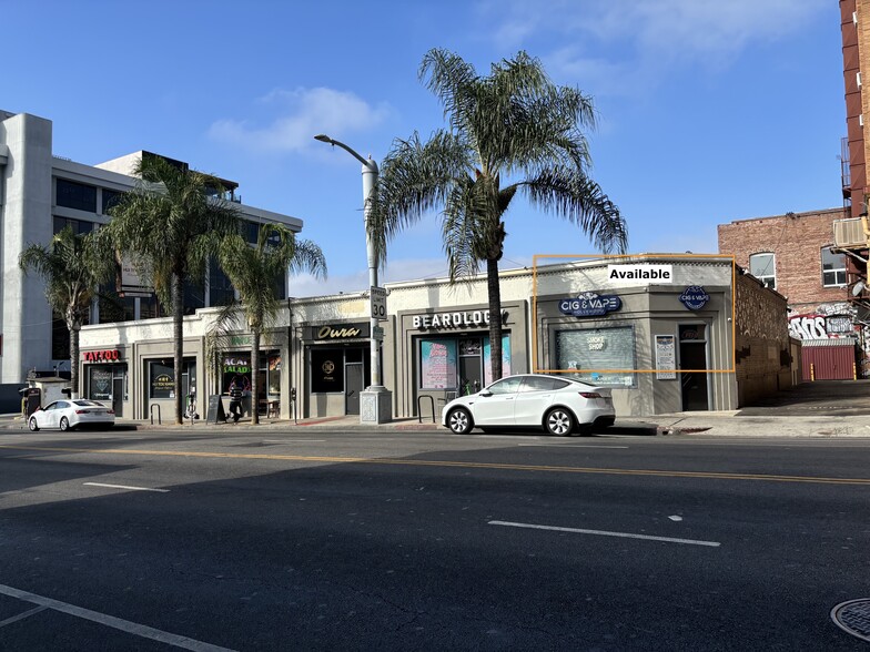 1641-1651 Cahuenga Blvd, Los Angeles, CA à louer - Photo de l’immeuble – Image 1 sur 5