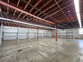 1216 E 18th St, Los Angeles, CA à louer Photo intérieure– Image 2 sur 5