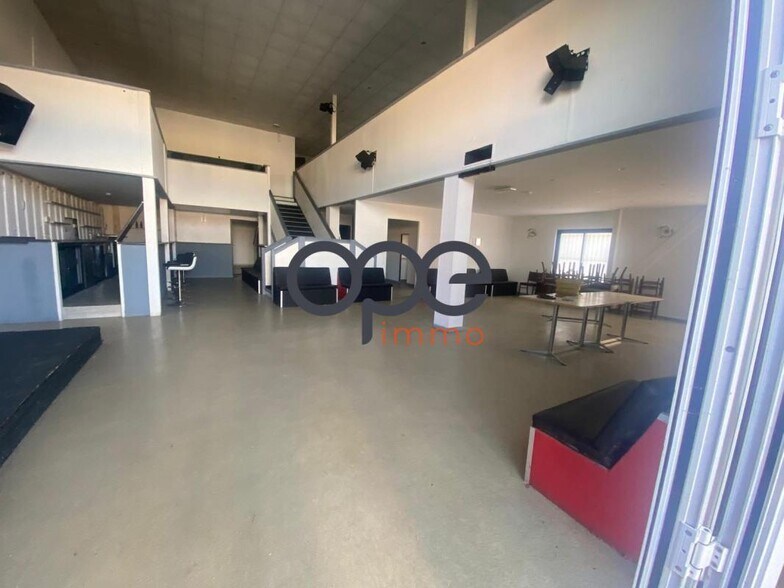 Industriel/Logistique dans Magny-en-Vexin à vendre - Photo intérieure – Image 2 sur 7