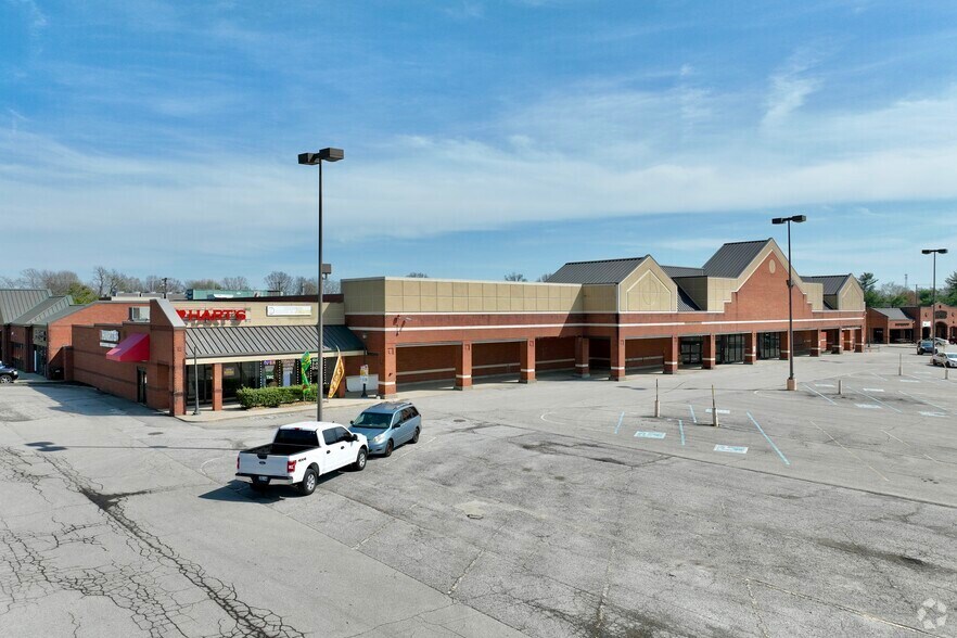 501 Marsailles Rd, Versailles, KY à louer - Photo principale – Image 1 sur 5