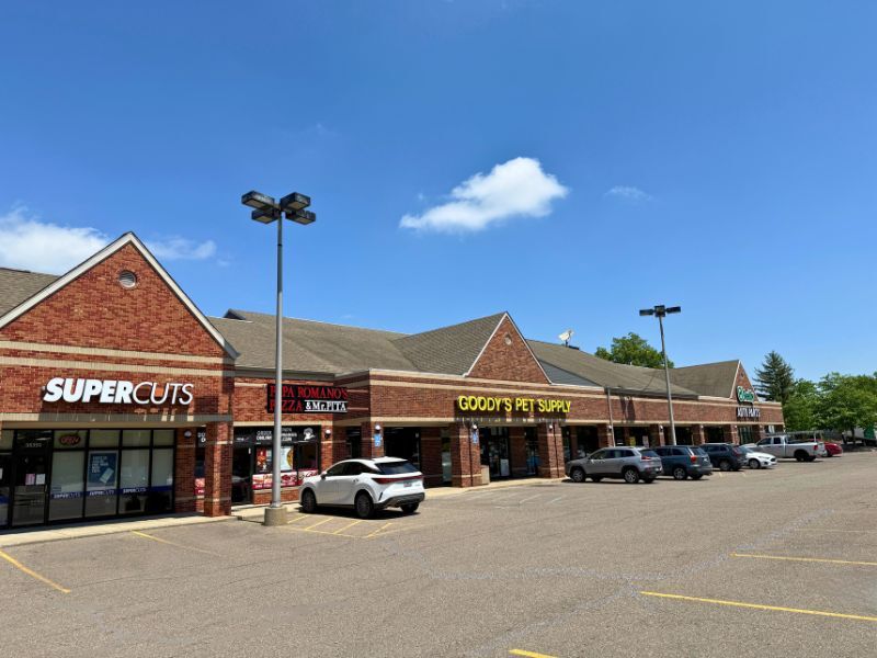 35300-35354 E Michigan Ave, Wayne, MI à louer Photo intérieure– Image 1 sur 5