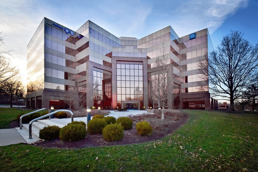 6000 Lombardo Center, Seven Hills, OH à louer - Photo de l’immeuble – Image 1 sur 10