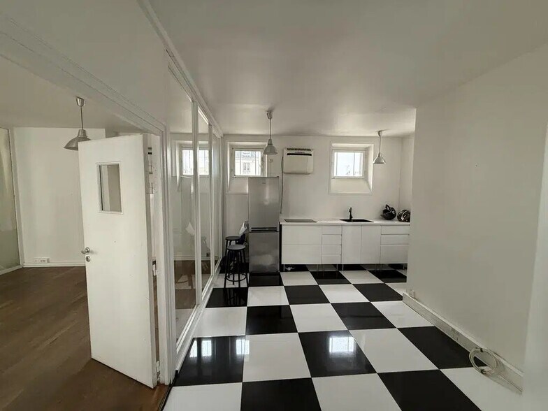 Bureau dans Paris à louer - Photo de l’immeuble – Image 2 sur 9