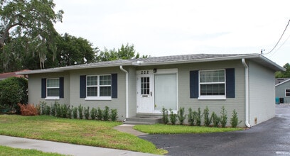 222 Pasadena Pl, Orlando, FL à louer Photo de l’immeuble– Image 1 sur 9