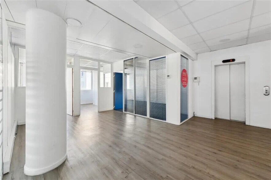Bureau dans Boulogne-Billancourt à louer - Photo de l’immeuble – Image 2 sur 9