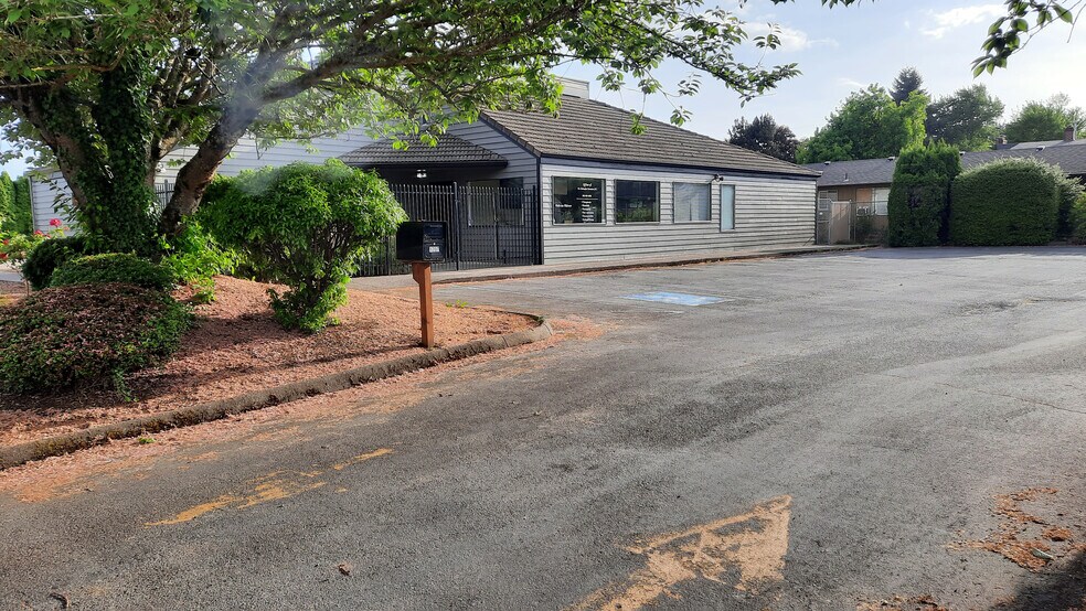 2999 Market St NE, Salem, OR à vendre - Photo de l’immeuble – Image 2 sur 6