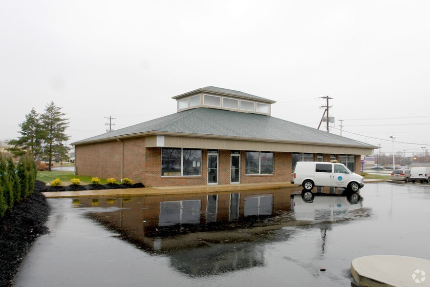 5701 Parkville St, Columbus, OH à louer - Photo principale – Image 1 sur 17