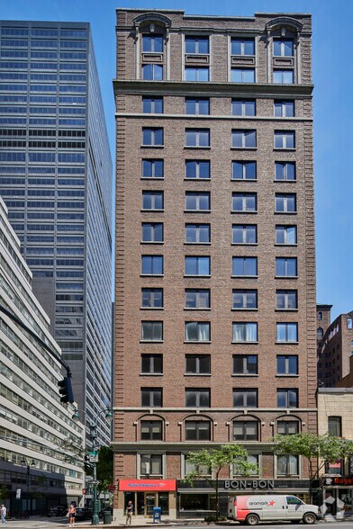 353 Lexington Ave, New York, NY à louer - Photo de l’immeuble – Image 2 sur 3
