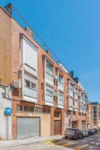 Plus de détails pour Calle Muller, 42, Madrid - Local commercial à louer