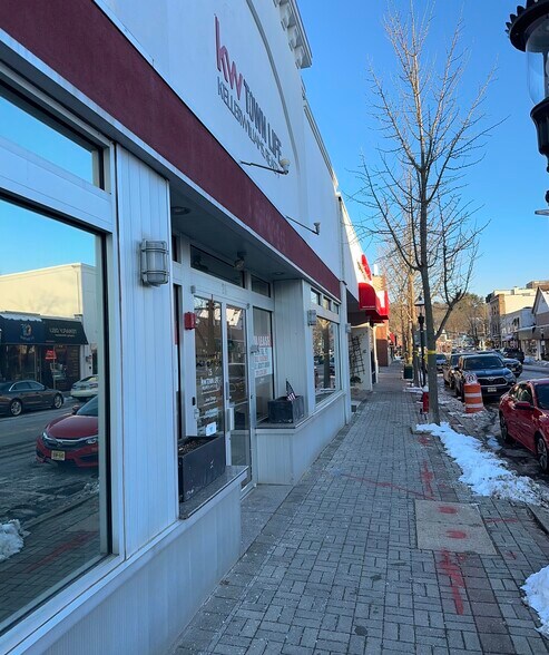 25 Washington St, Tenafly, NJ à louer - Photo de l’immeuble – Image 2 sur 7
