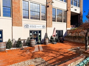 110 W Johnson St, Staunton, VA à louer Photo de l’immeuble– Image 1 sur 20