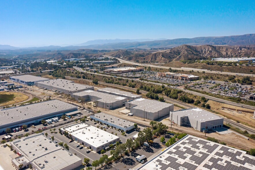 NEC Madera Rd & Easy St, Simi Valley, CA à louer - Photo de l’immeuble – Image 2 sur 16