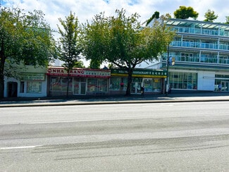 Plus de détails pour 718-720 E Broadway, Vancouver, BC - Local commercial à vendre