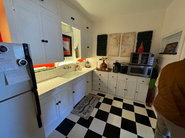 3762 W 7th St, Fort Worth, TX à vendre - Photo de l’immeuble – Image 3 sur 13