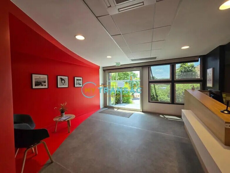 Bureau dans Torcy à vendre - Photo de l’immeuble – Image 1 sur 11