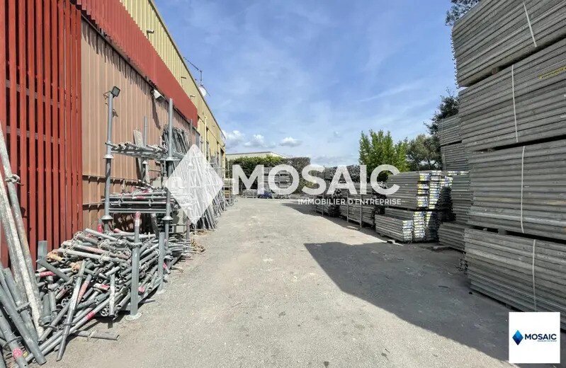 Local d'activités dans Mouans-Sartoux à vendre - Photo de l’immeuble – Image 3 sur 22