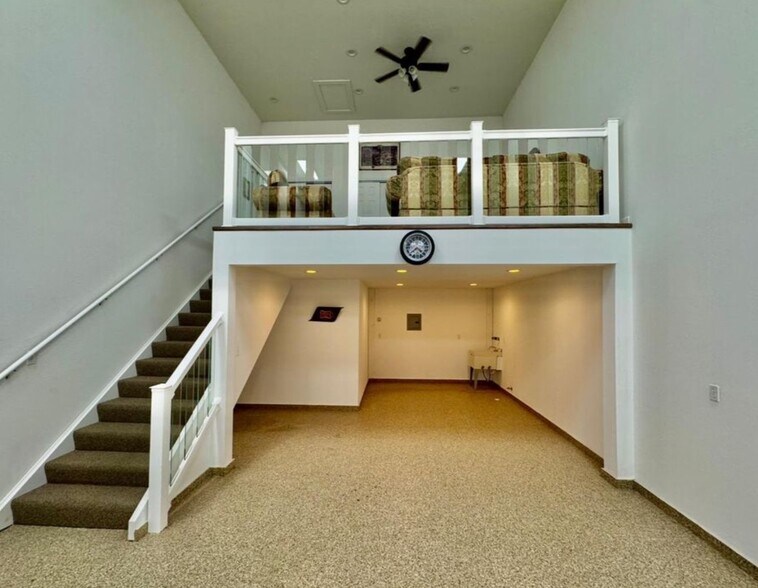 780 SE Catawba Rd, Port Clinton, OH à louer - Photo de l’immeuble – Image 2 sur 4