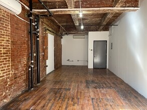 36 Waverly Ave, Brooklyn, NY à louer Photo intérieure– Image 2 sur 7