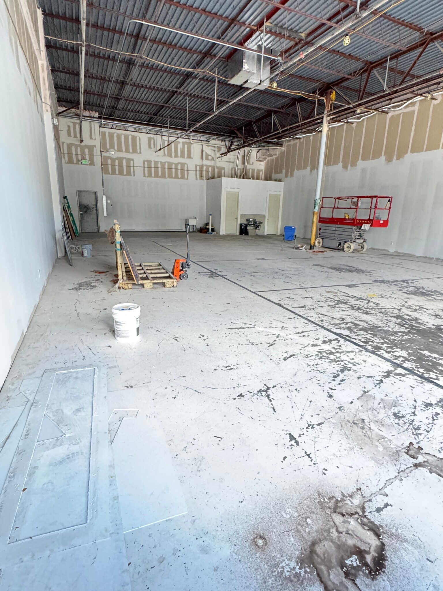 3200-3600 SE Federal Hwy, Stuart, FL à louer Photo intérieure– Image 1 sur 13