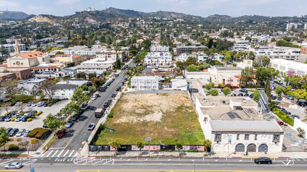 4773 Hollywood Blvd, Los Angeles, CA à vendre - Photo de l’immeuble – Image 2 sur 9