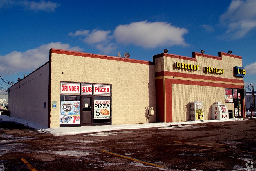1450 W 13 Mile Rd, Madison Heights, MI à vendre - Photo de l’immeuble – Image 3 sur 7