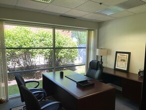 1320 Tower Rd, Schaumburg, IL à louer Photo intérieure– Image 1 sur 1