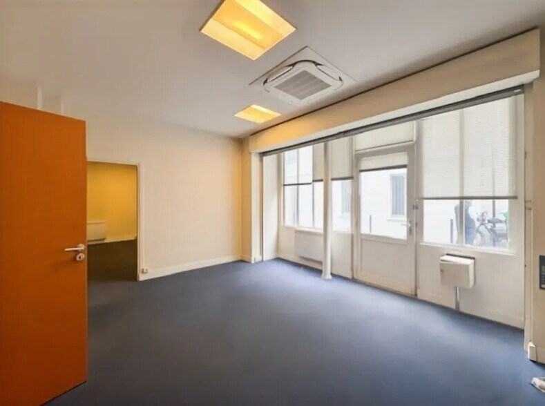 Bureau dans Paris à louer - Photo de l’immeuble – Image 1 sur 7