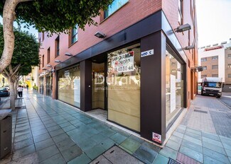 Plus de détails pour Local commercial à louer