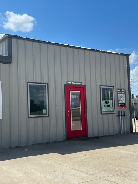 1100 E Kenwood St, Siloam Springs, AR à louer - Photo de l’immeuble – Image 2 sur 5